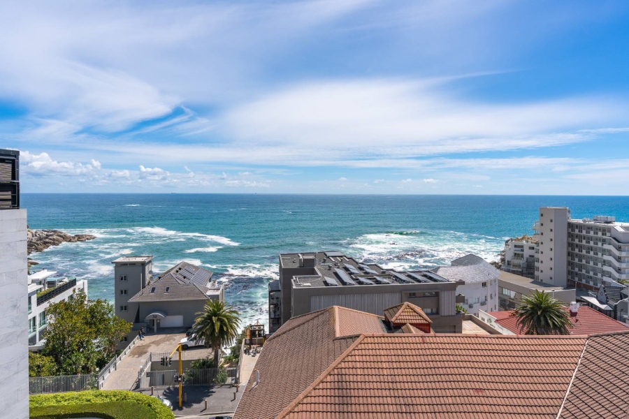 4 Bedroom Property for Sale in Bantry Bay Western Cape